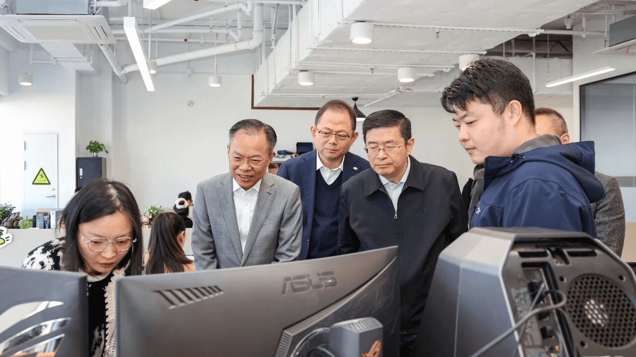 聚焦OPC发展活力，管委会领导调研零界魔方及数字游民社区